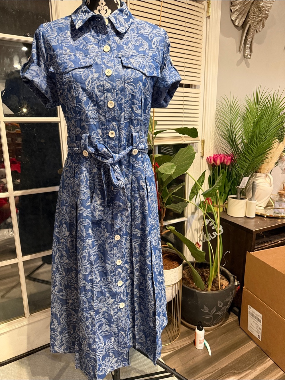 10 Crosby Derek Lam Blue Floral Button-Front Midi Dress with Tie